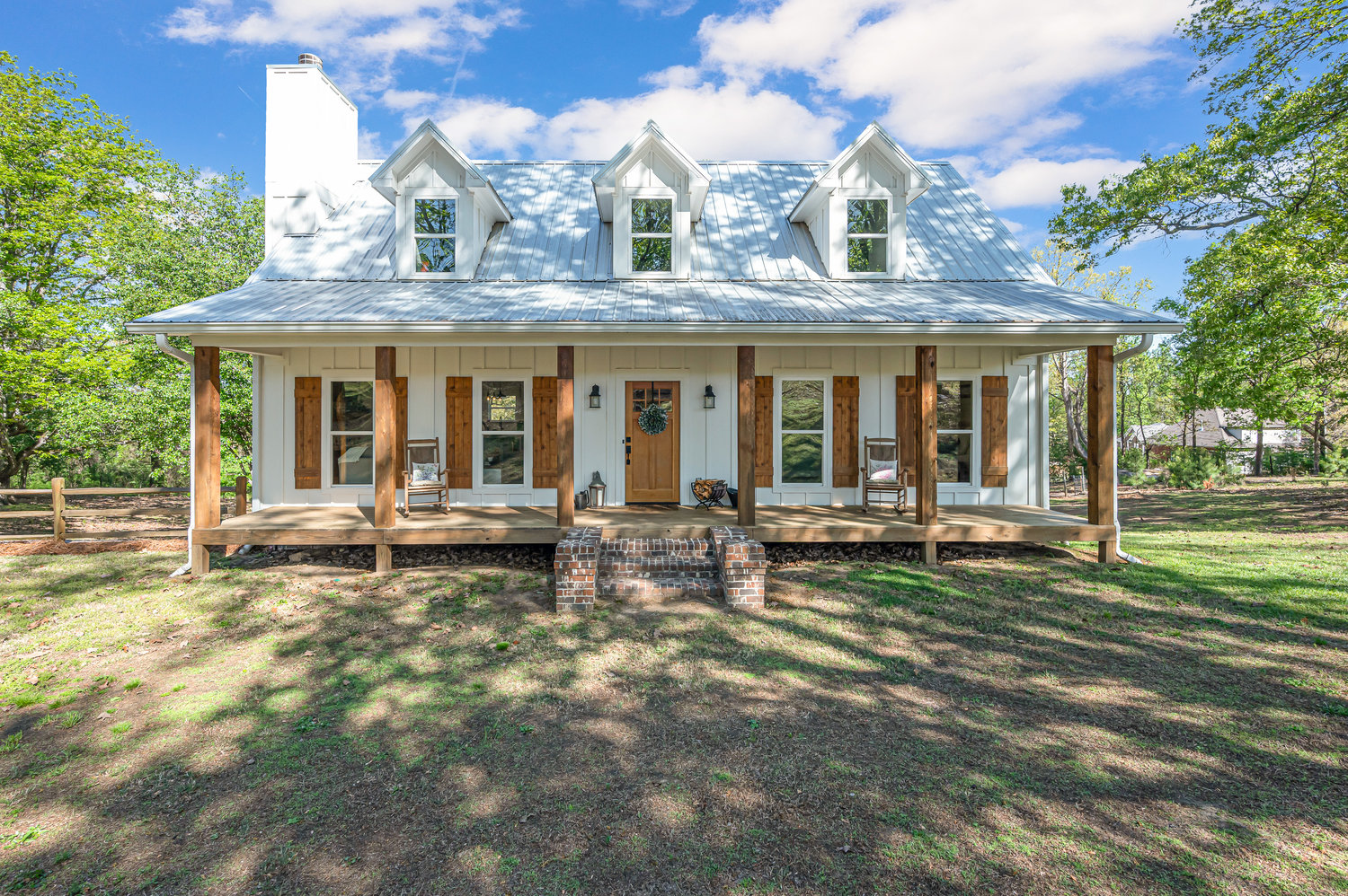 Virtual Tour of Birmingham Metro Real Estate Listing For Sale | 4530 South Shades Crest Road, Helena, AL 35022