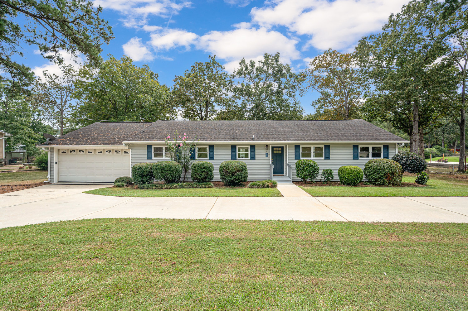 Virtual Tour of Birmingham Metro Real Estate Listing For Sale | 311 South River Drive, Shelby, AL 35143